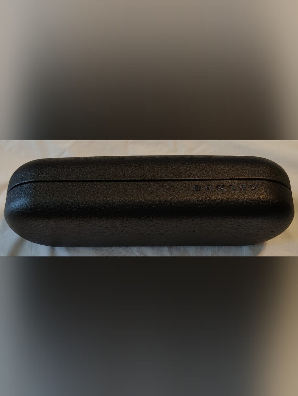 Oakley Black Hard Clamshell Eyeglass Case